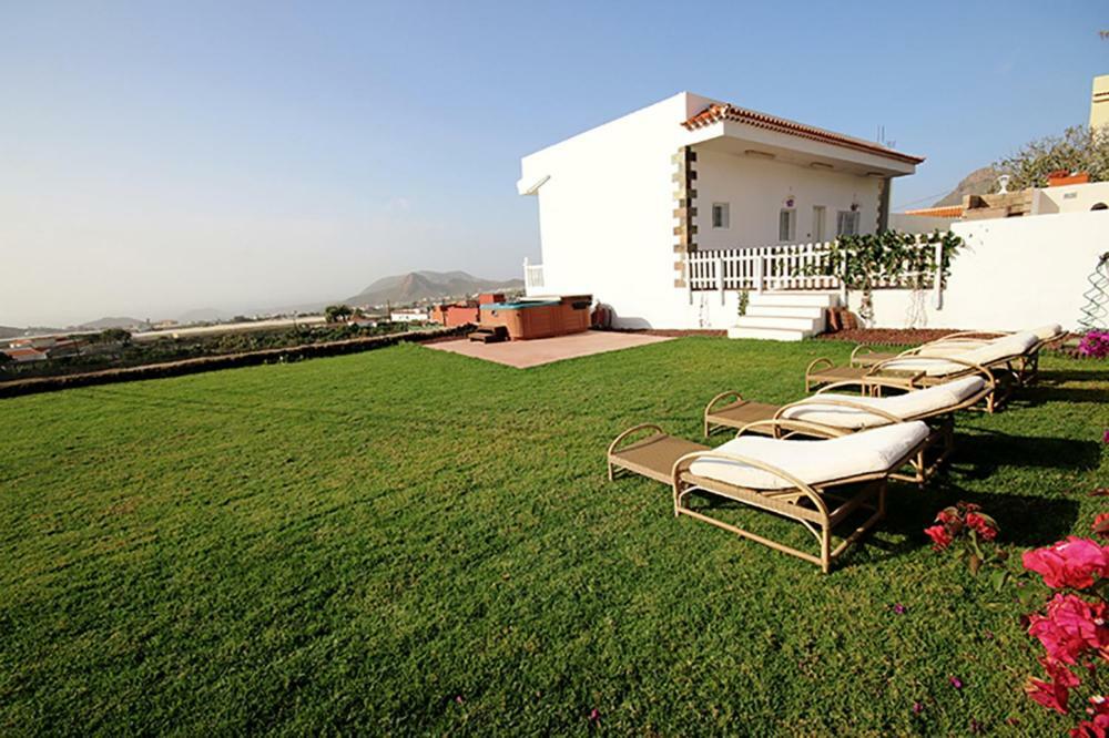 Villa Albe, Jacuzzi Con Vistas Al Mar Arona  Exterior photo